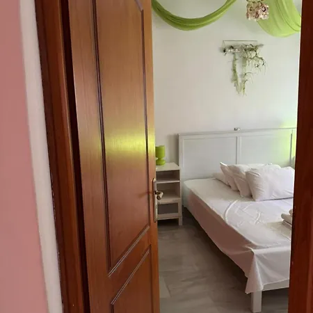 Mani Sea View Beachfront House Vathia