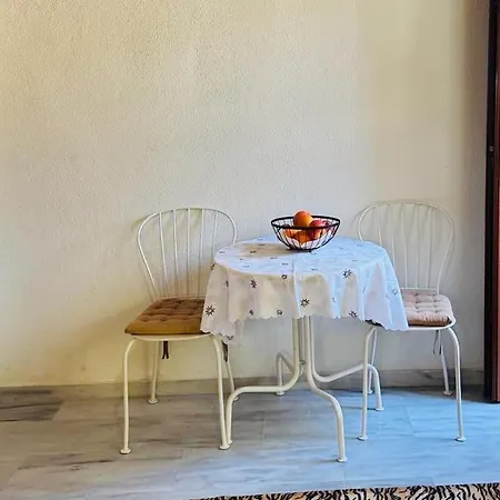 Vakantiehuis Mani Sea View Beachfront House