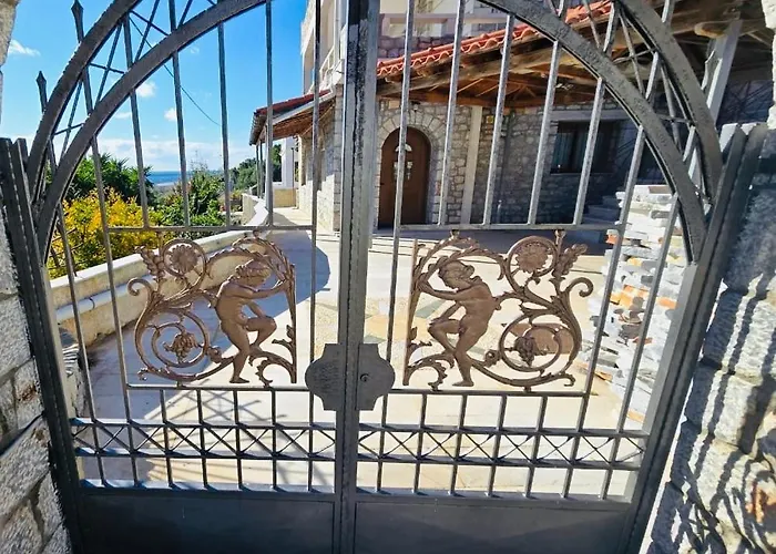 Mani Sea View Beachfront House Feriehus Vathia