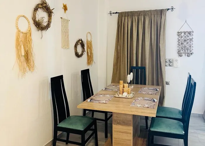 Mani Sea View Beachfront House Feriehus